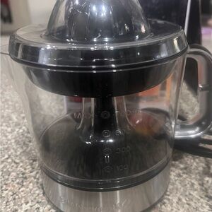 Elite Gourmet Electric Citrus Juicer